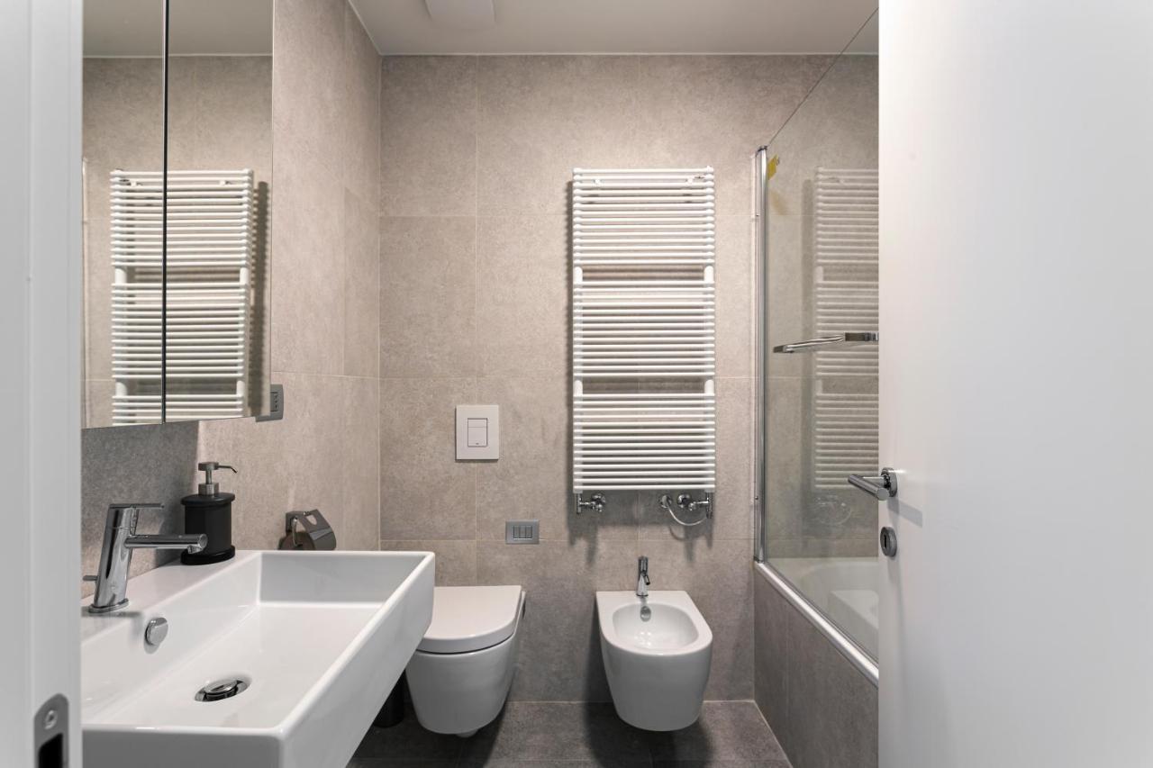 Wide And Bright Two Bedroom Apartment- Via Freguglia Mailand Exterior foto