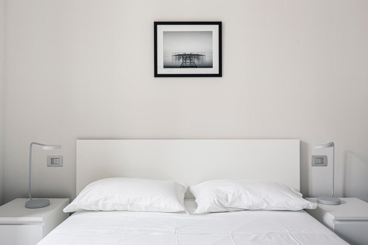Wide And Bright Two Bedroom Apartment- Via Freguglia Mailand Exterior foto